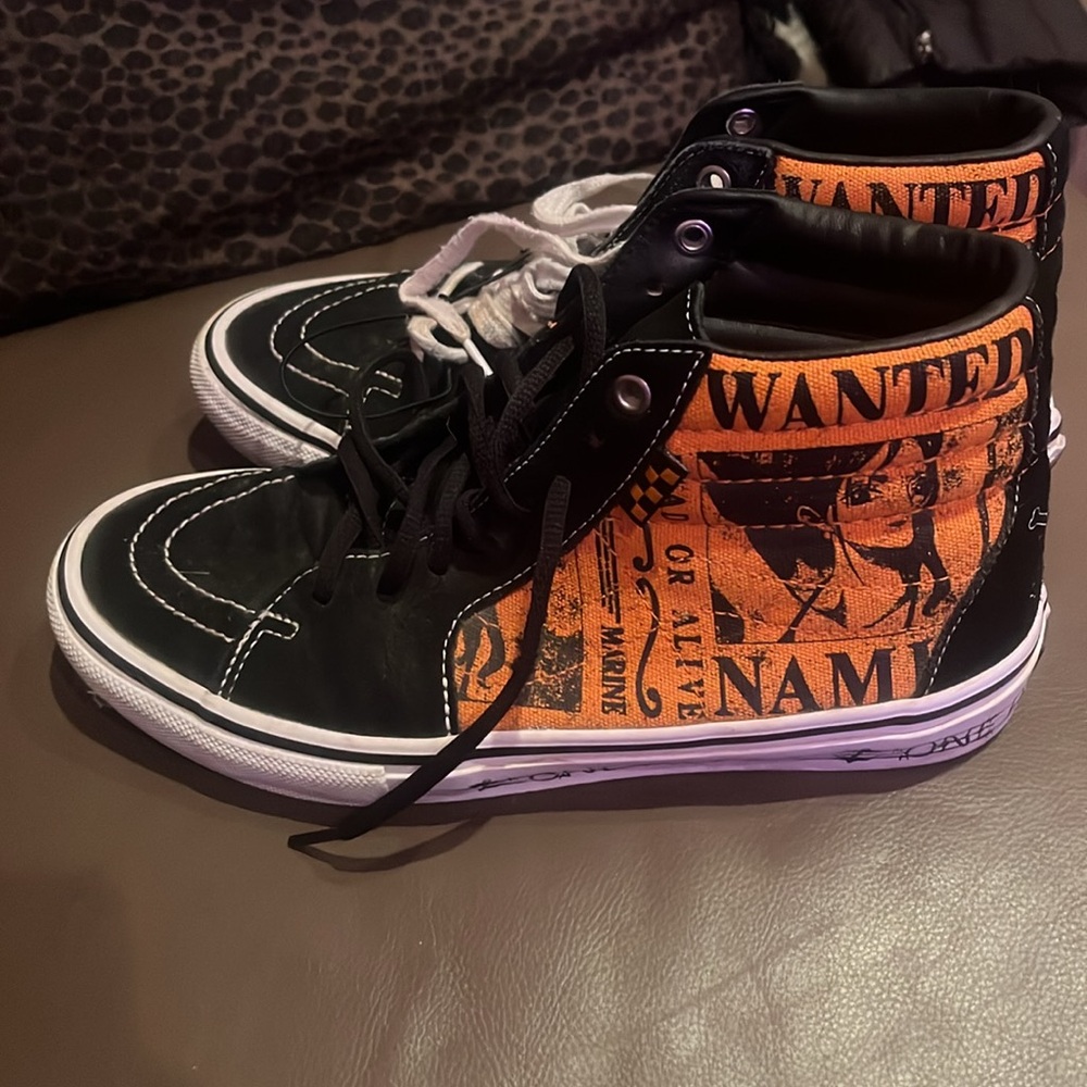 Vans High Top One Piece Nami shoes size men’s 8